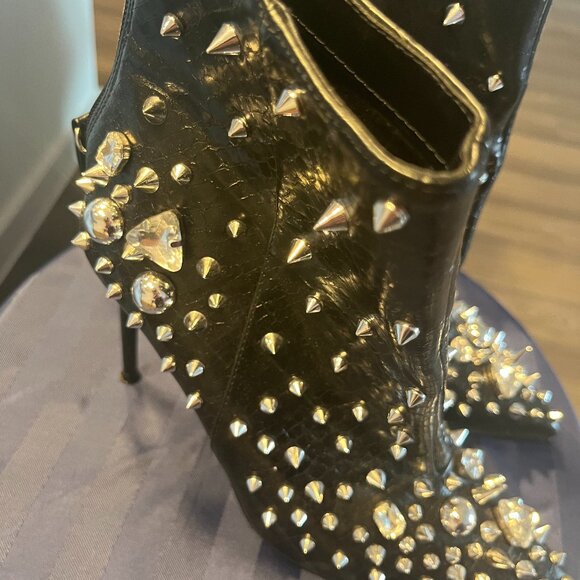 New Steve Madden Spike Boots - Picture 2 of 8